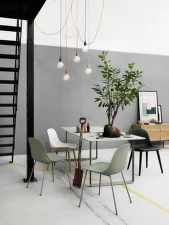 Fiber Side Chair Wood Base, black