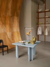 Re-norm Table 130x120, lacquered oak