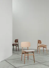 NY11 Chair, light smoked oak