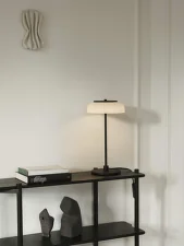Blossi Table Lamp, black