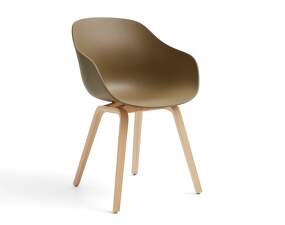AAC 222 Chair Oak Veneer, clay