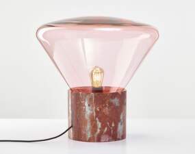Muffins WOOD 02 PC850 Table Lamp, sunset pink / red marble