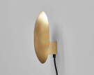 Clam Wall Lamp, brass