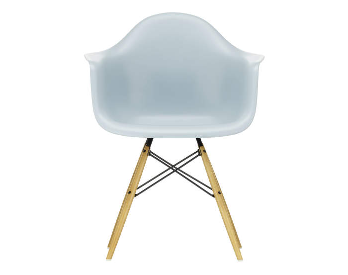 Vitra-Eames-Plastic-Chair-DAW