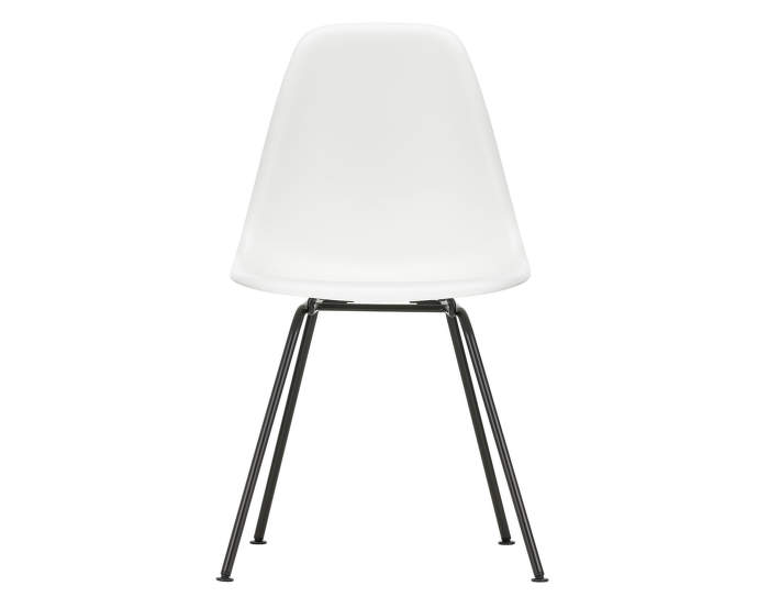 Vitra Eames Plastic Chair DSX