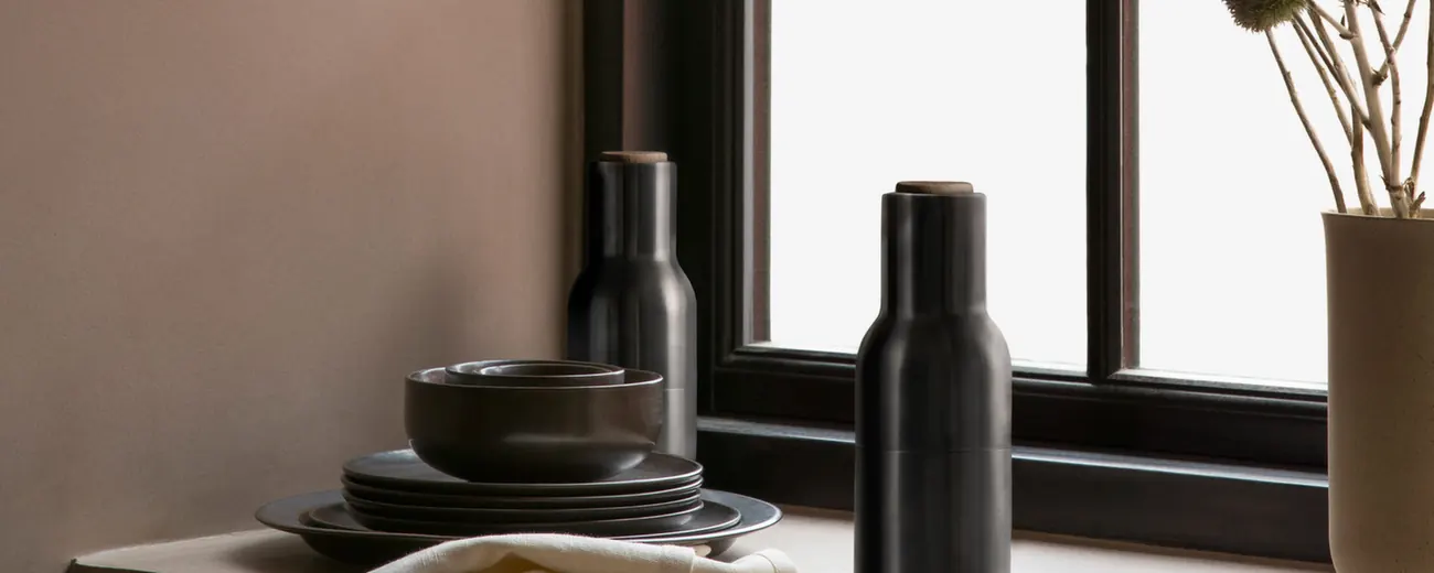 Bottle Grinders by Menu