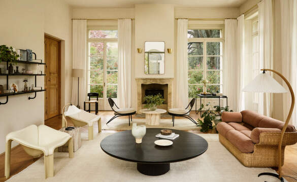 Gubi F300 Lounge Chairs