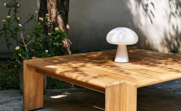 Gubi Obello Portable Lamps