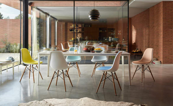 Eames-Chair-Vitra