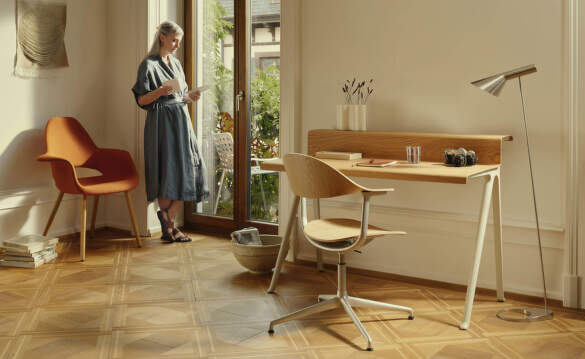 Vitra Courier Work Desks