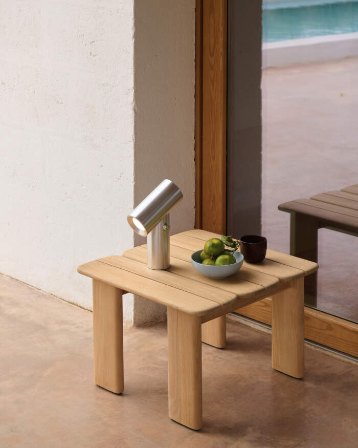 assemble-coffee-table-55-55-teak_blog